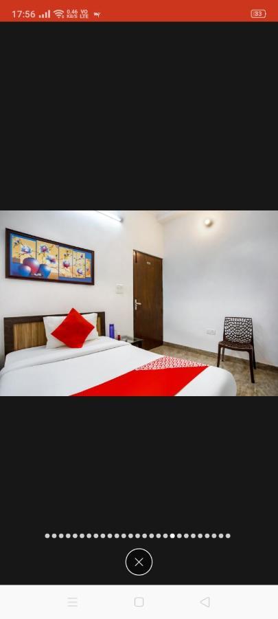 Hotel Surya Inn New Delhi Bagian luar foto